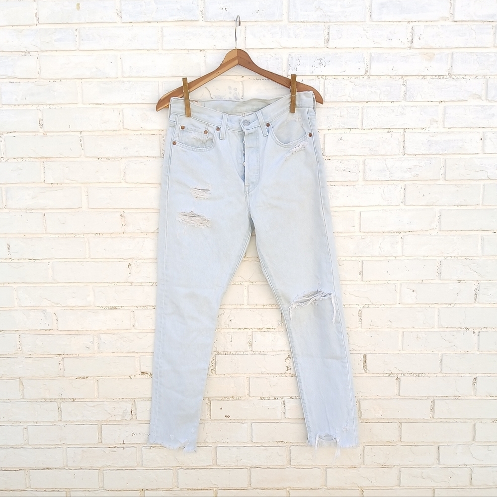 Levi's 501 S Premium Skinny Jeans Lightwash Distressed - Picture 2 of 10